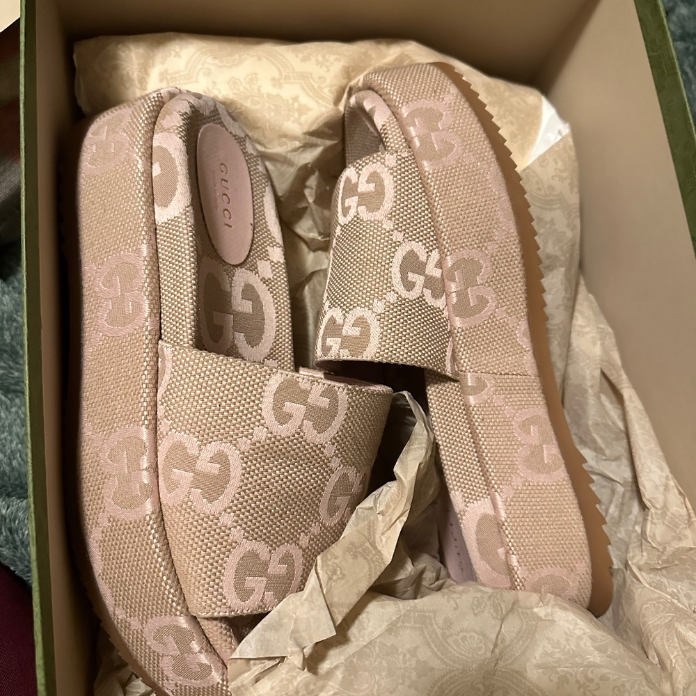 Gucci Jumbo GG Platform Slide Sandal